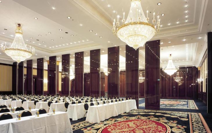 Sliding Folding Partitions